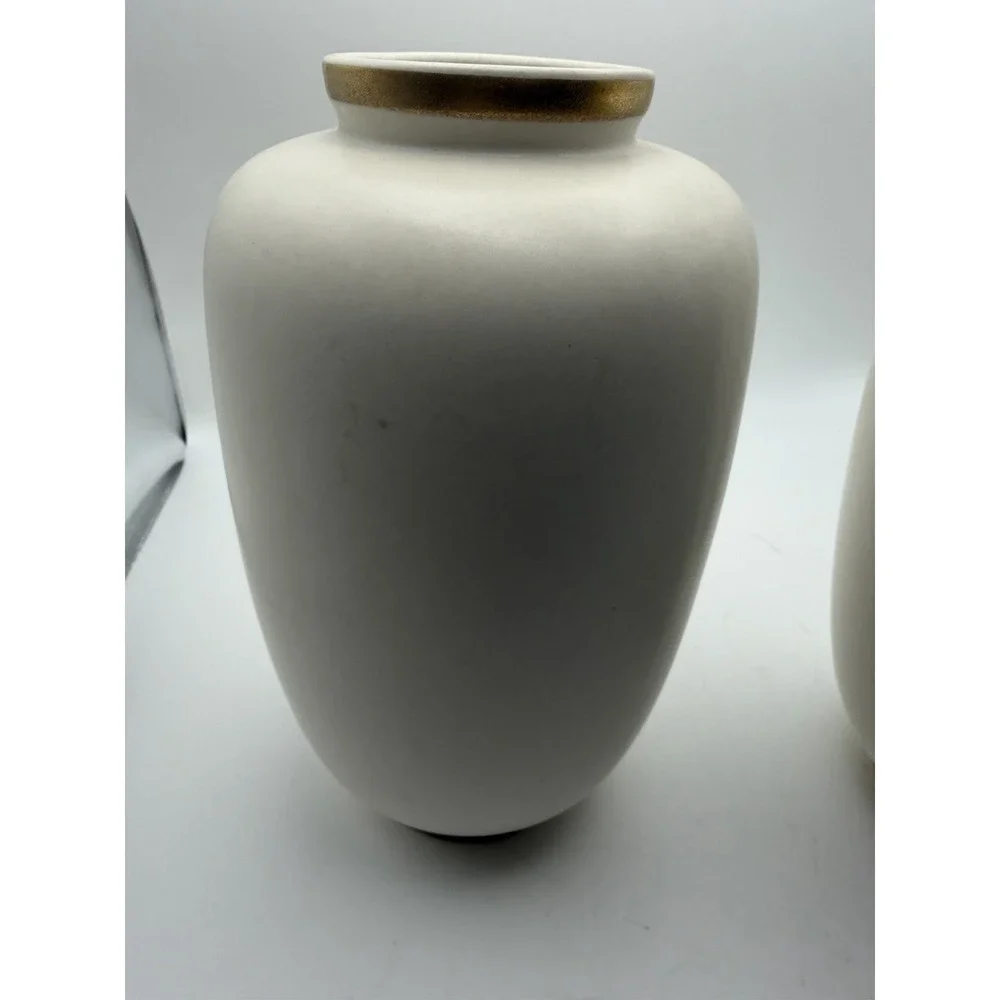 Pair Hyalyn Porcelain Pottery Vases Model 256 Courting Couples Gold 9.5